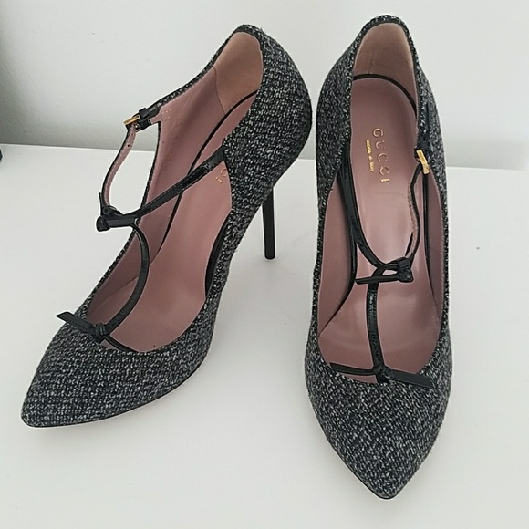 🔴SOLD🔴GUCCI Tweed T-strap Heels BNWOT - Picture 2 of 8